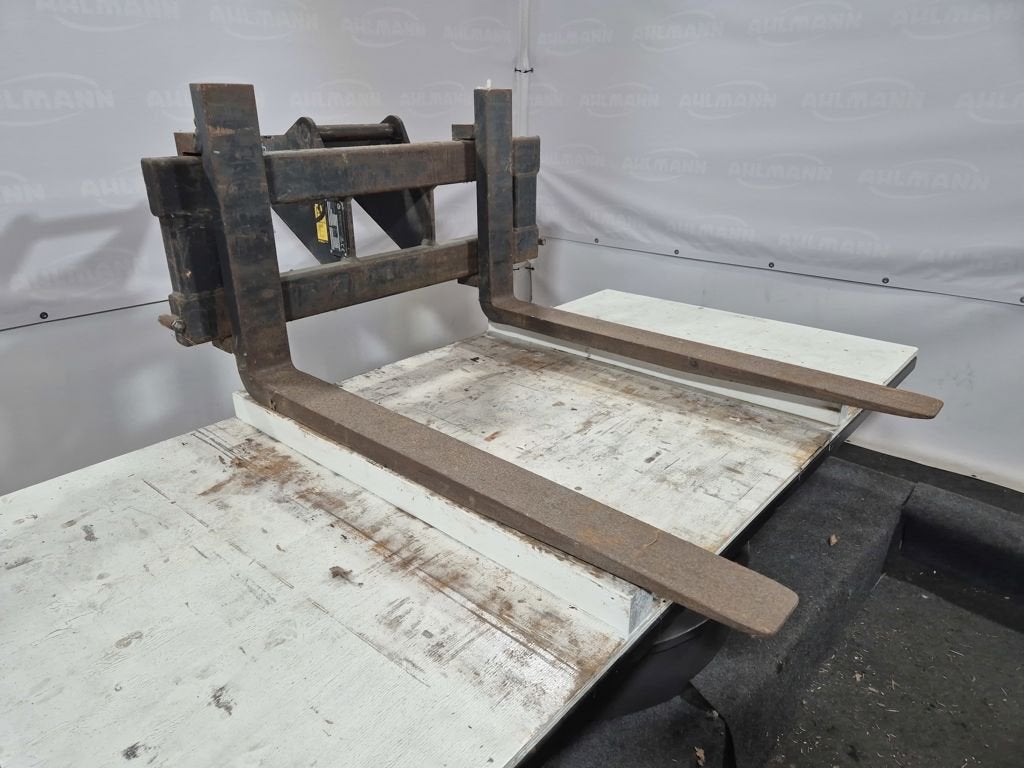Palletvorkinstallatie S45 Engcon, Zakelijke goederen, Overige aandrijving, Voorzetapparatuur