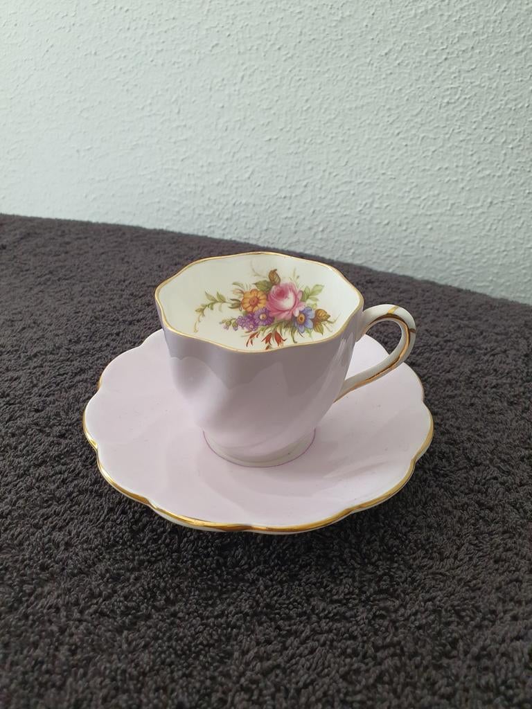 Vintage Kop en Schotel Bone China Coalport
licht roze, Ophalen of Verzenden