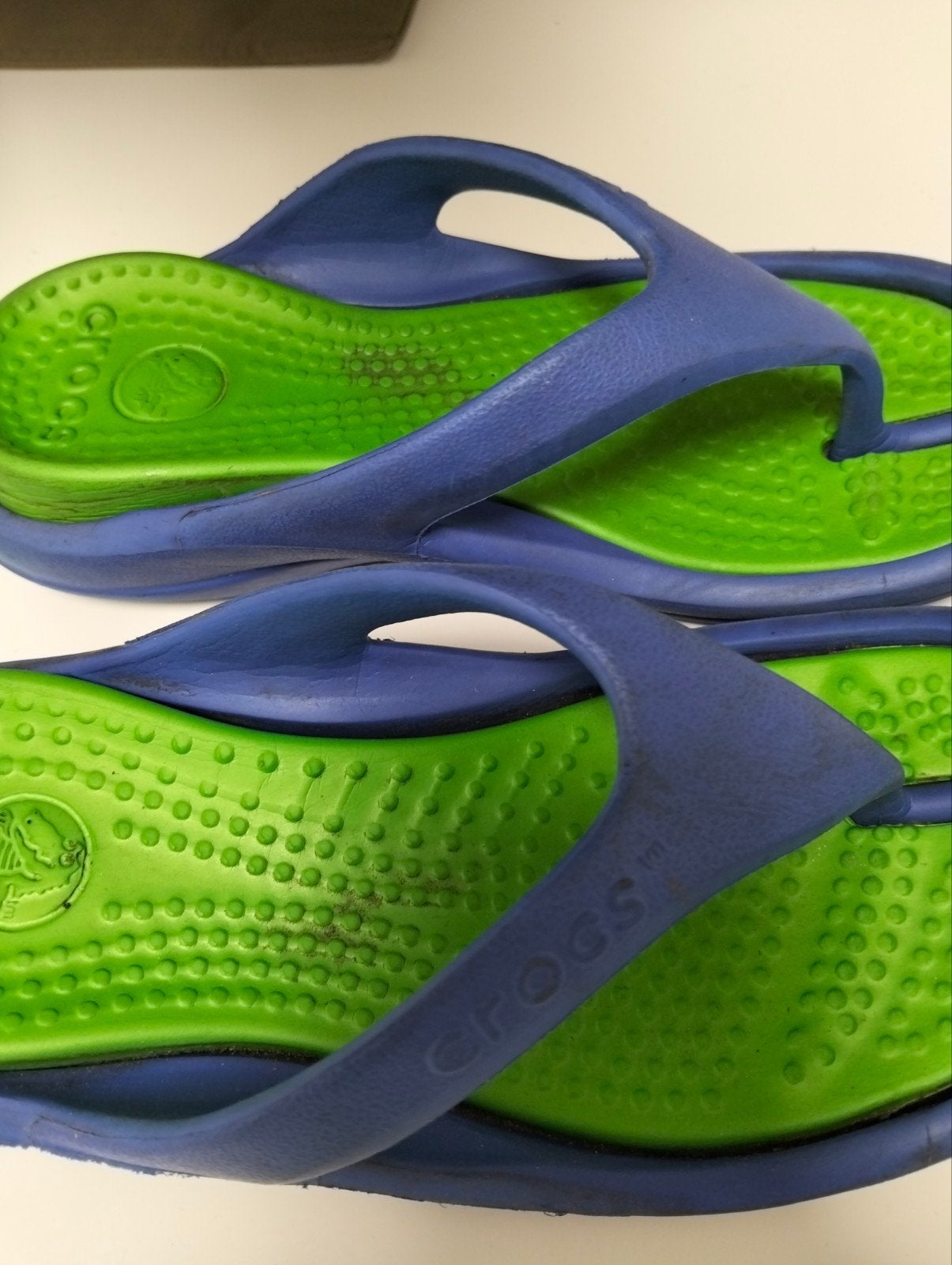 Crocs slippers maat 36 in Nieuwstaat, Crocs, Jongen of Meisje, Overige typen, Ophalen of Verzenden