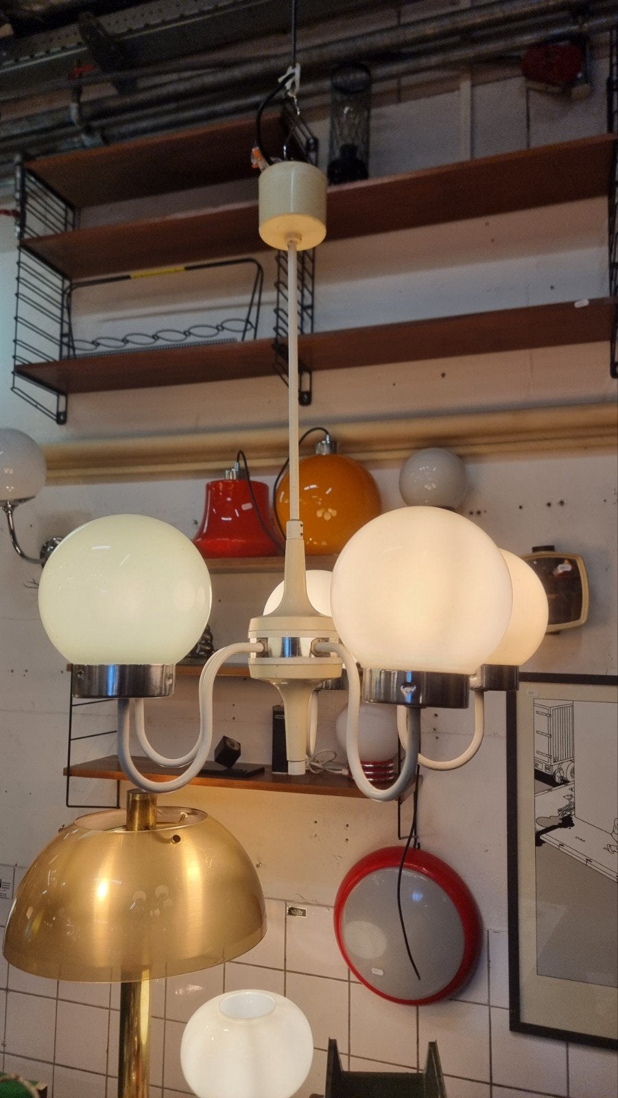 Vintage hanglamp jaren 60 bollenlamp melkglas, Gebruikt, ,, Ophalen of Verzenden, ,