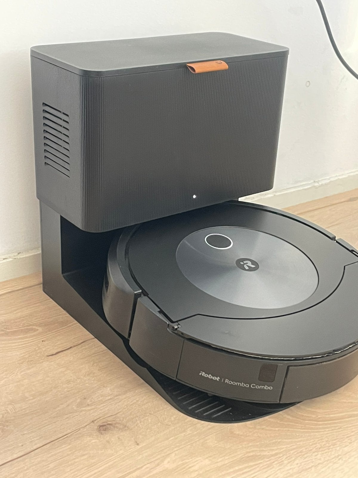 iRobot Roomba Combo j7+, Ophalen, IRobot, Inclusief accessoires, Zo goed als nieuw