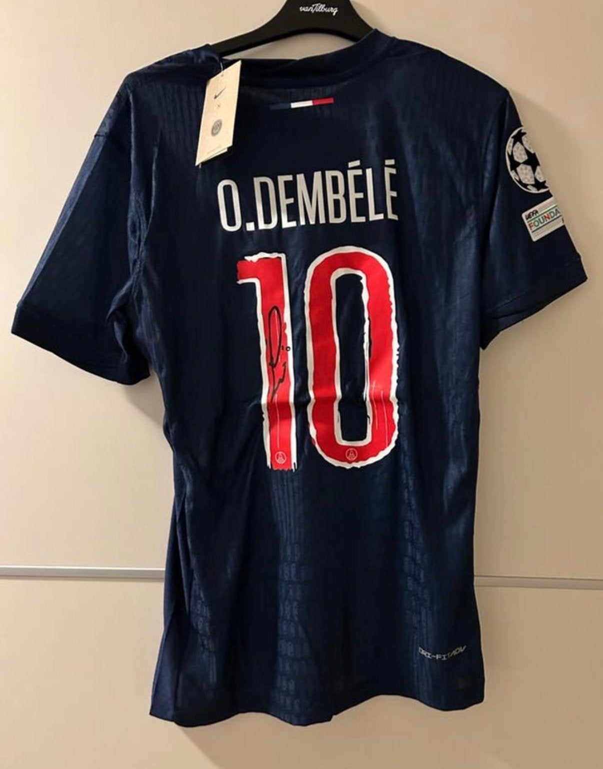 Gesigneerd PSG shirt Ousmane Dembélé met certificaat, Ophalen of Verzenden, Zo goed als nieuw, Buitenlandse clubs, Shirt