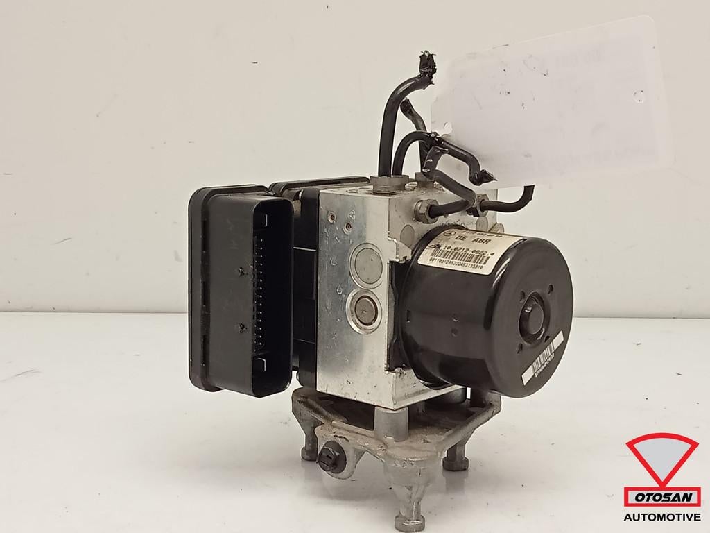 Mercedes C Klasse W204 ABS Pomp A1724314212