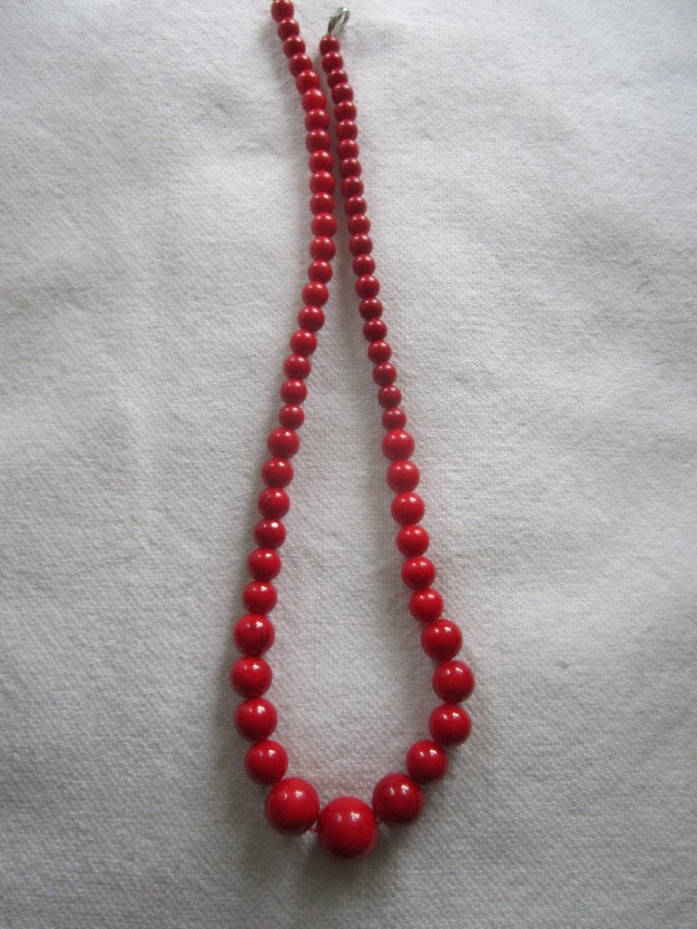 6.  Mooie aparte ketting, dyed koraal,  48 cm, Ophalen, Overige materialen, Ketting