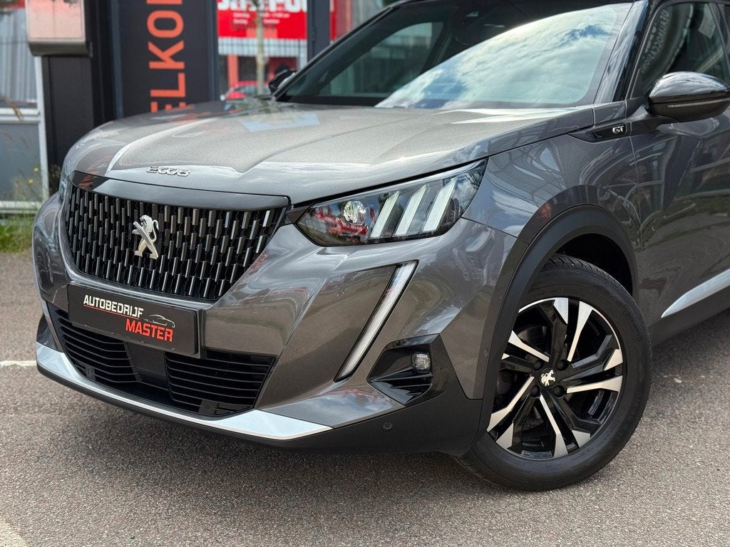 Peugeot 2008 1.2 PureTech GT | Camera | Automaat | Cruise, Gebruikt, Euro 6, 1199 cc, 1180 kg