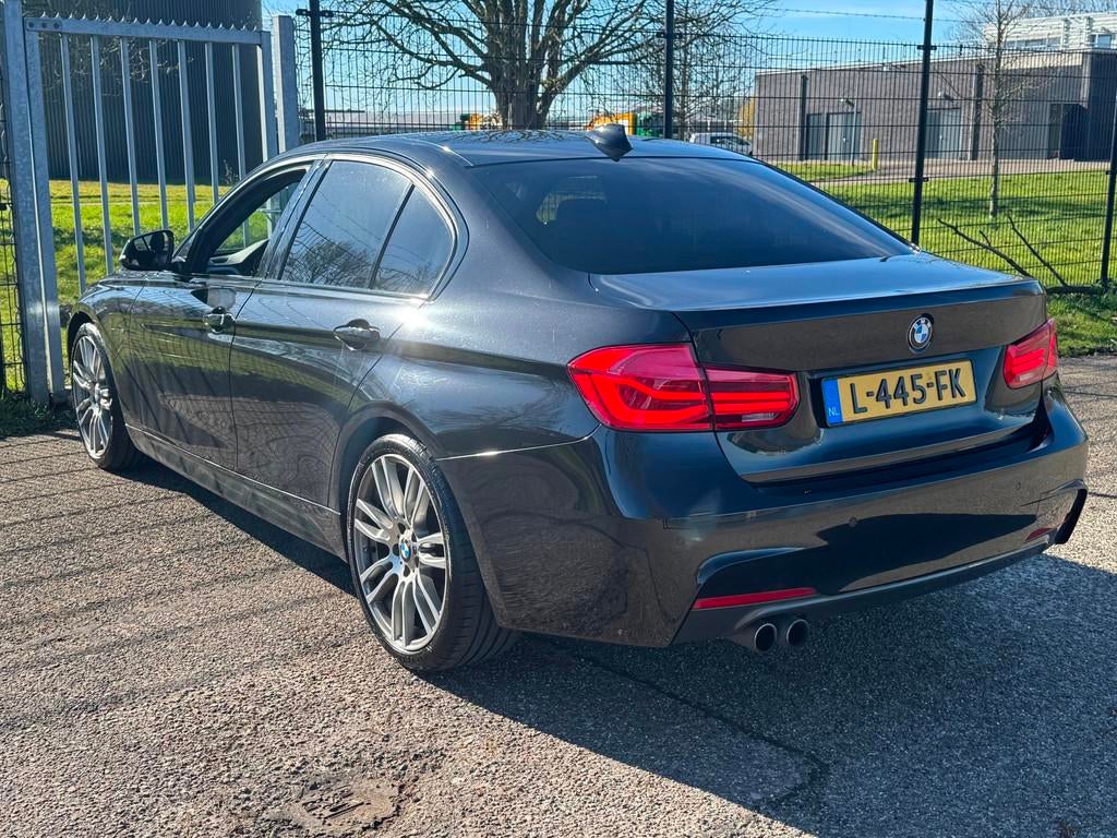 BMW 3-serie 320i M Sport Facelift LED 18Inch Nette auto!, Auto's, BMW, Automaat, 1998 cc, Achterwielaandrijving, Euro 6