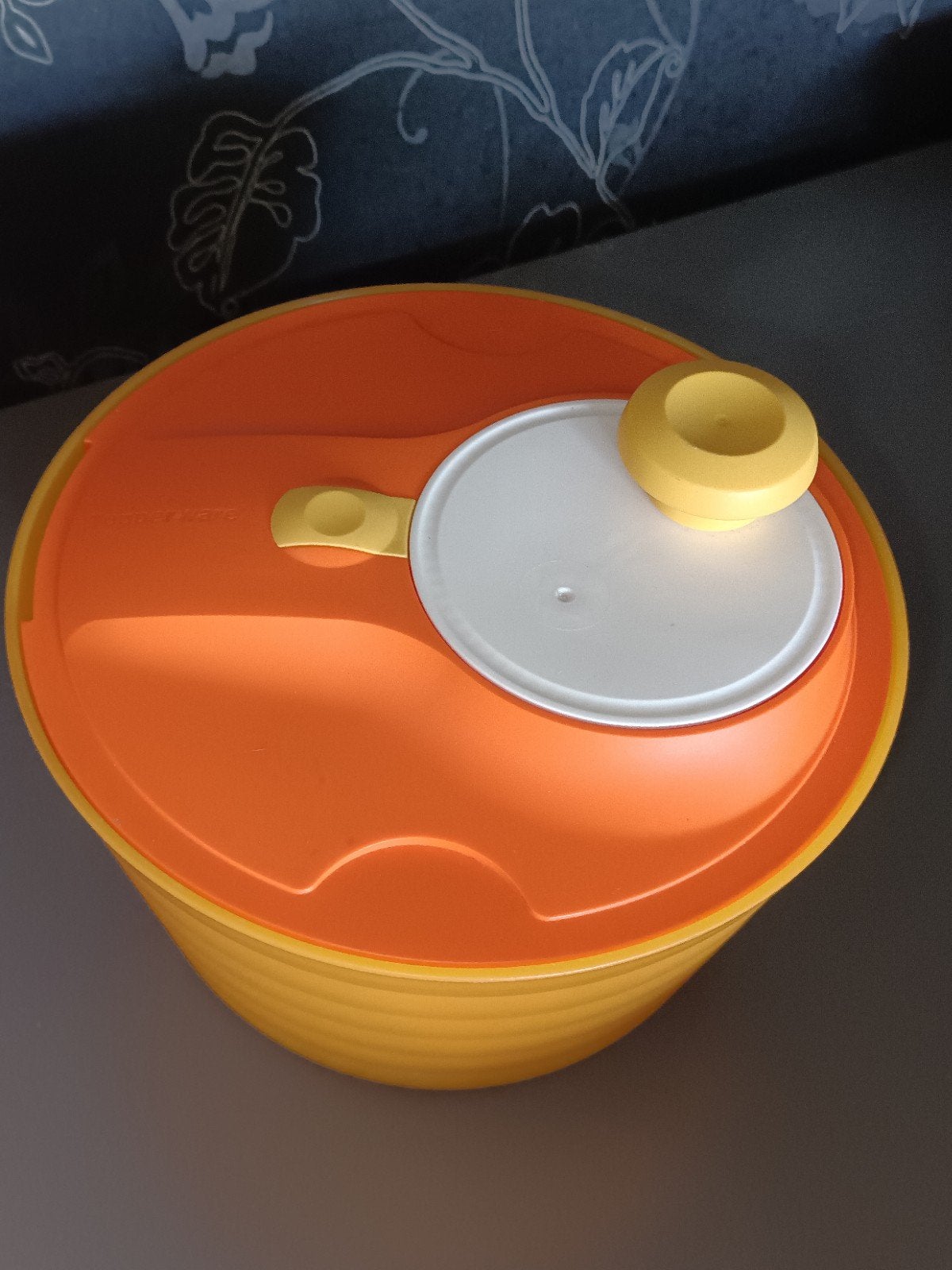 Nieuwe Tupperware Sla Centrifuge - Oranje/Geel, Huis en Inrichting, Keuken | Tupperware, Overige typen, Nieuw, Oranje, Ophalen of Verzenden