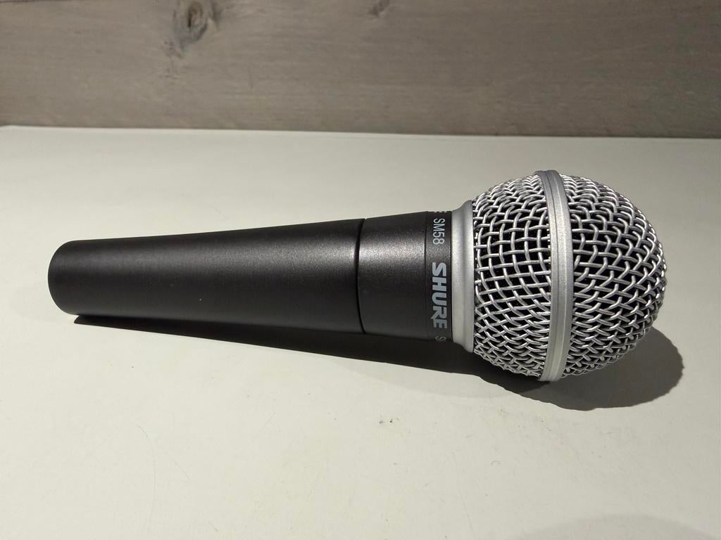 SHURE SM58 UNIDIRECTIONELE CARDIOIDE DYNAMISCHE, Ophalen of Verzenden, Zo goed als nieuw, Nvt, Zangmicrofoon