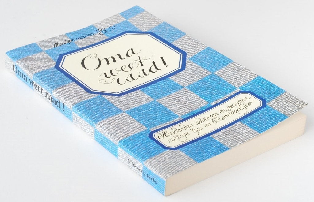 Boek Oma weet raad! 2006, Verzenden, Zo goed als nieuw, Monique van der Meĳ