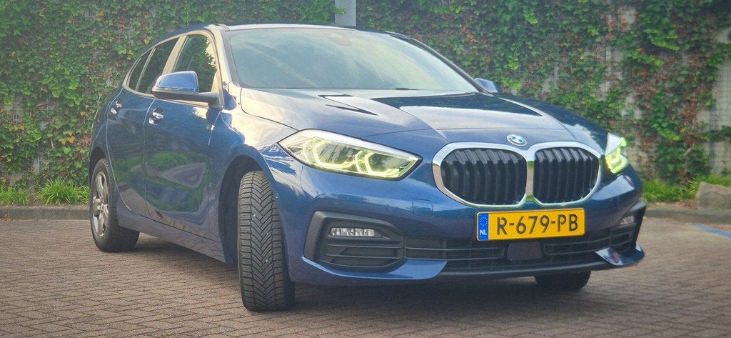 BMW 1-serie 118i Business Edition | Cam | Stoelverw. | Cruis, Auto's, Gebruikt, Blauw, Origineel Nederlands, Bedrijf