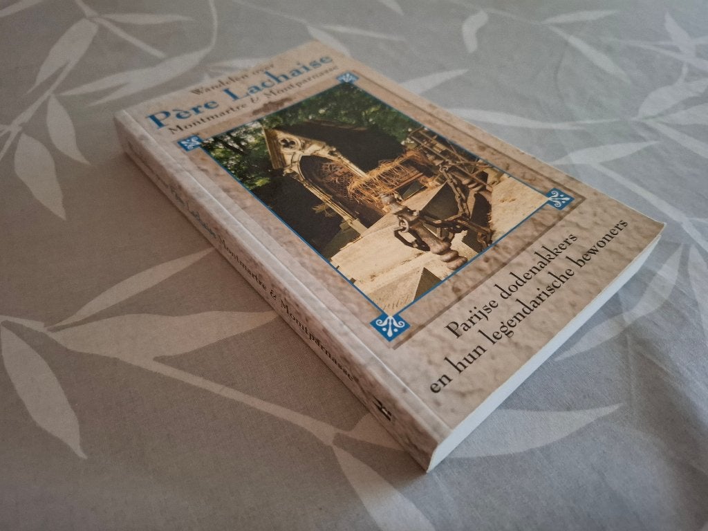 WANDELEN over PÈRE LACHAISE, Montmartre en Montparnasse, Overige merken, Europa, Ophalen of Verzenden, Zo goed als nieuw