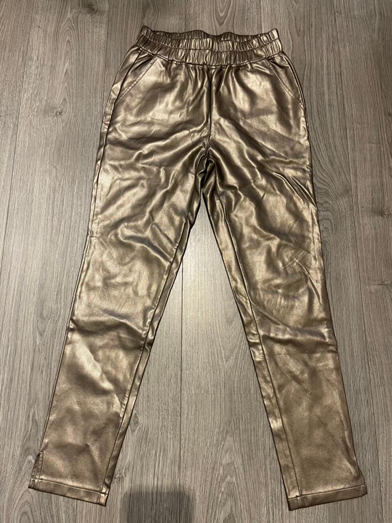 ESQUALO gouden imitatie leren broek met rekbare taille mt 40, Kleding | Dames, Maat 38/40 (M), Overige kleuren, Ophalen of Verzenden