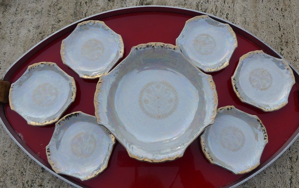 Apart Gevormde Petit- four Set Parelmoer met Gouden randje, Overige merken, Nieuw, Ophalen of Verzenden, Bord(en)