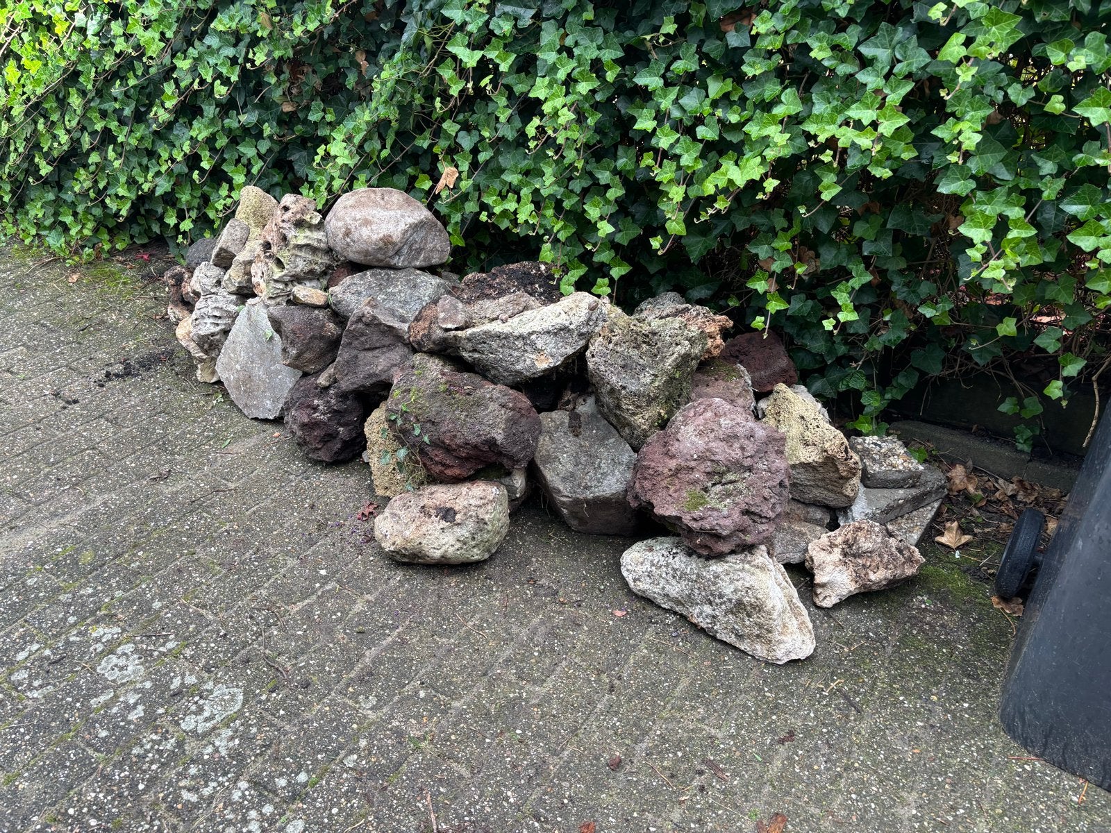 GRATIS OP TE HALEN rotsen en keien voor tuin of decoratie, Ophalen, Overige materialen, Gebruikt, Kei