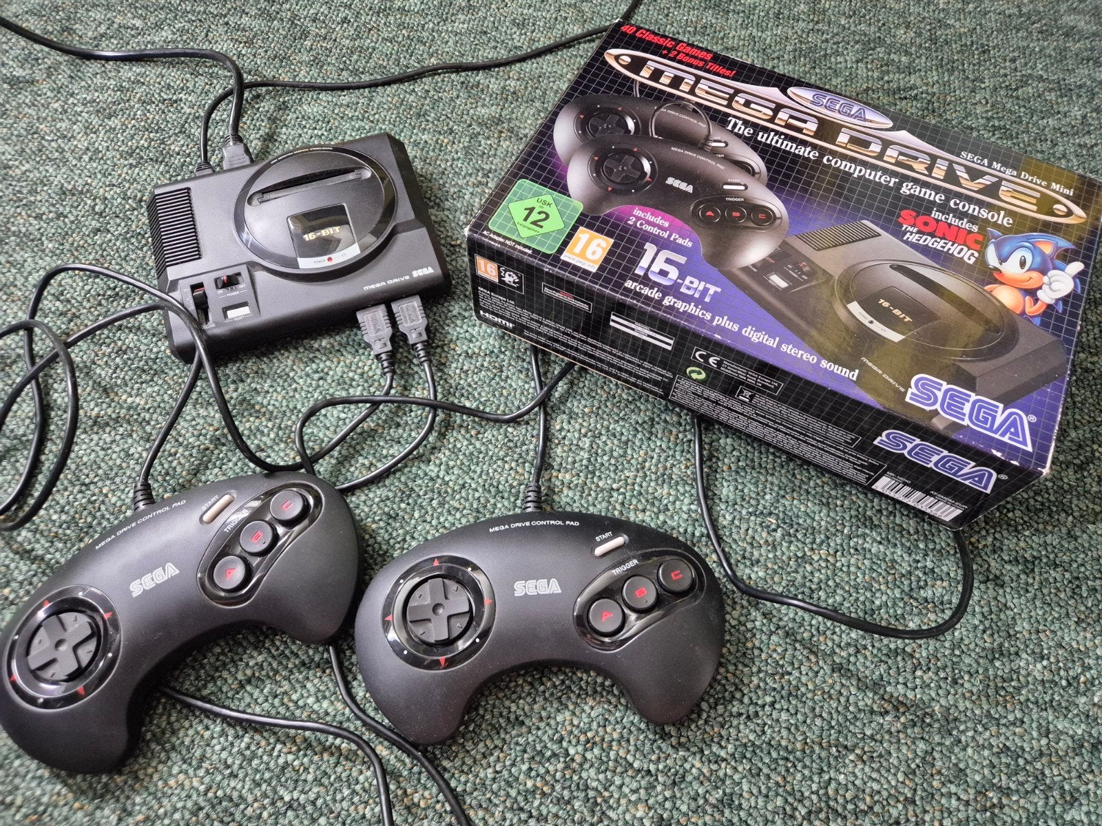 Sega Mega Drive Mini met 2 controllers en 40 games, Spelcomputers en Games, Spelcomputers | Sega, Mega Drive, Met 2 controllers