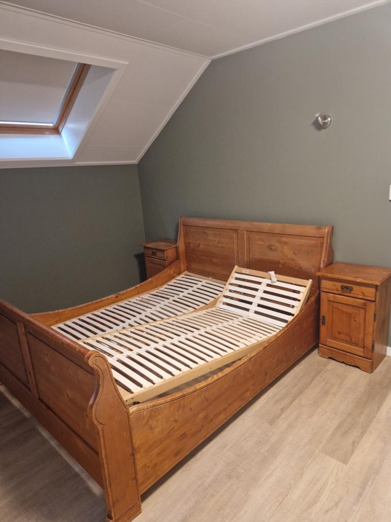 Grenen tweepersoons bed, Huis en Inrichting, Slaapkamer | Complete slaapkamers, Ophalen, Gebruikt, Tweepersoons