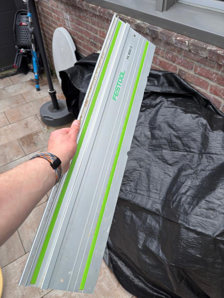 Festool geleiderail FS 800/2 voor cirkelzaag - 800mm, Doe-het-zelf en Verbouw, Gereedschap | Zaagmachines, Ophalen, Gebruikt, Invalzaag