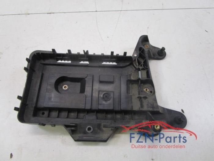 VW Golf 6 Accubak, Auto-onderdelen, Accu's en Toebehoren, Gebruikt, Ophalen of Verzenden