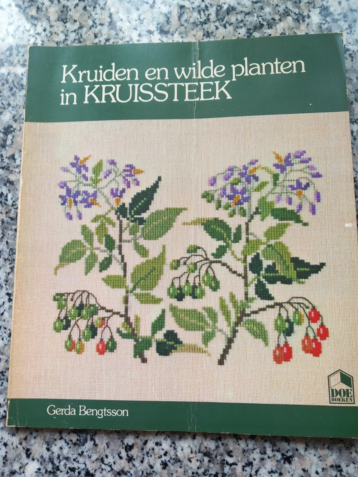 Kruiden en wilde planten in kruissteek, Ophalen of Verzenden, Patroon