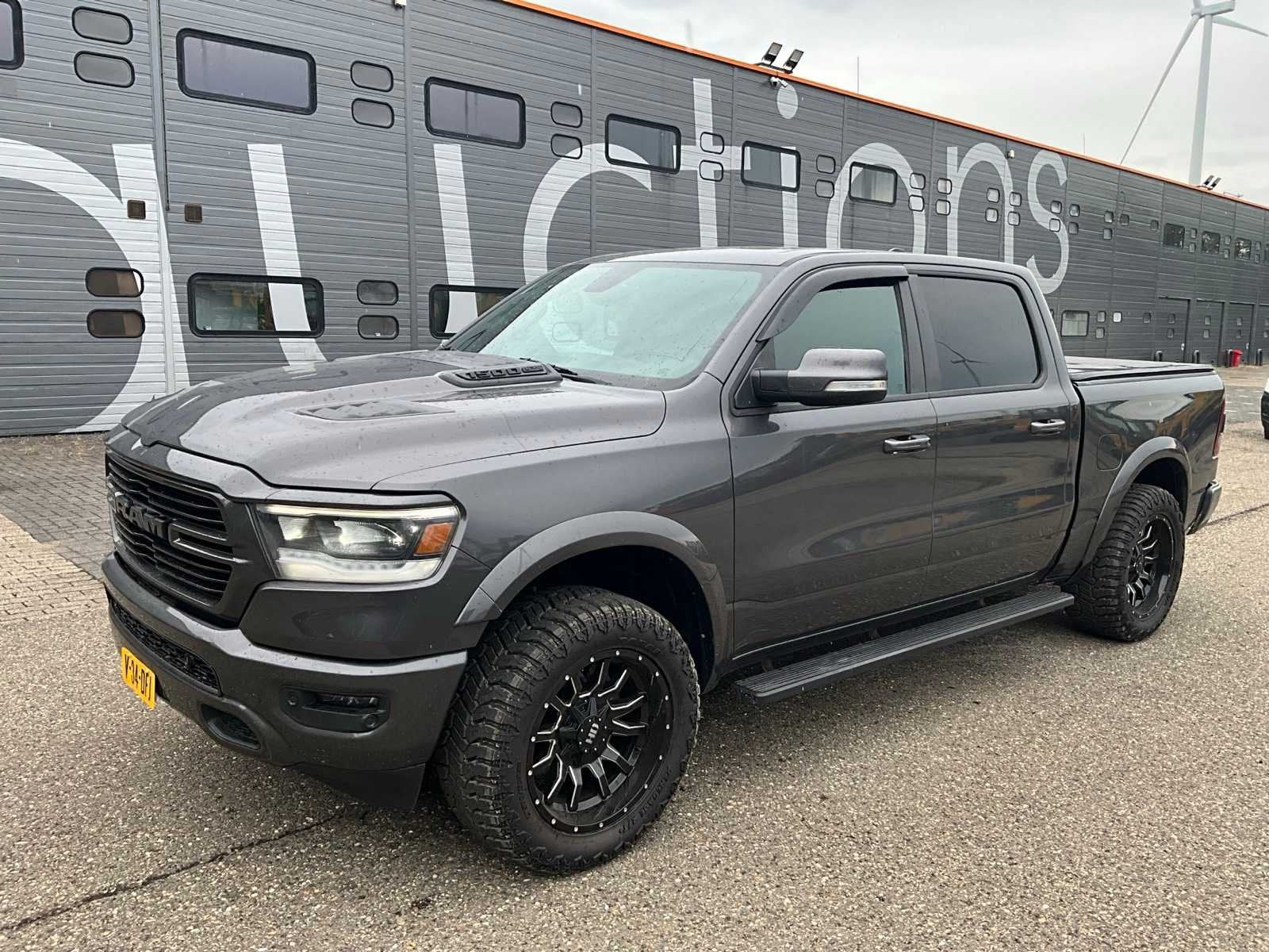 2019 Dodge Ram 1500 5.7 V8 4x4 CC Rebel Bedrijfswagen V-34-D, Auto's, Dodge, Automaat, Gebruikt, Euro 6, Bedrijf