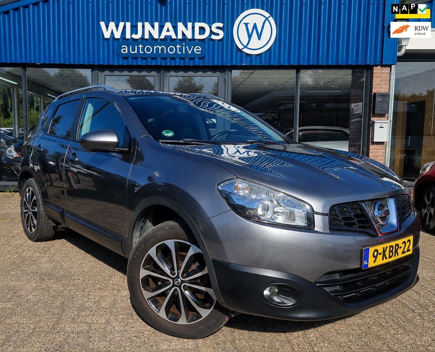 Nissan Qashqai 1.6 Connect Edition Trekhaak Panoramadak Sche, Auto's, Nissan, Voorwielaandrijving, 1225 kg, 4 cilinders, Automatische klimaatregeling
