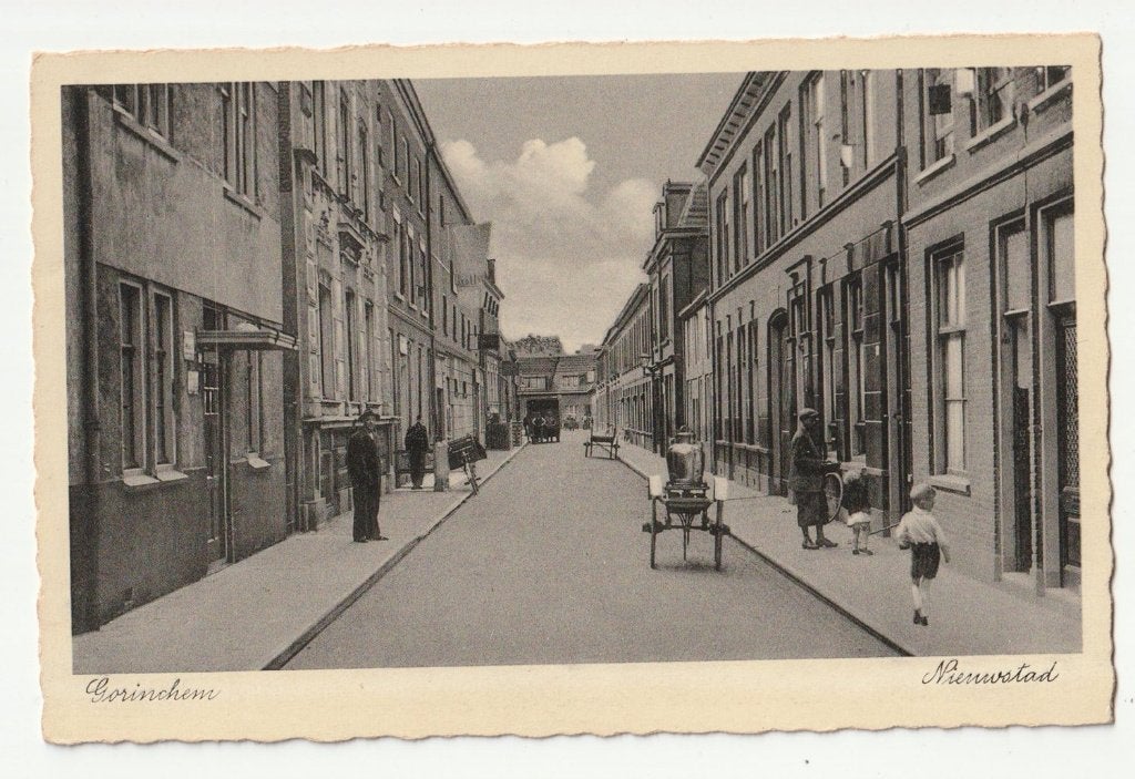 Gorinchem Gorkum Nieuwstad oude ansichtkaart, Verzenden, 1920 tot 1940, Ongelopen, Zuid-Holland