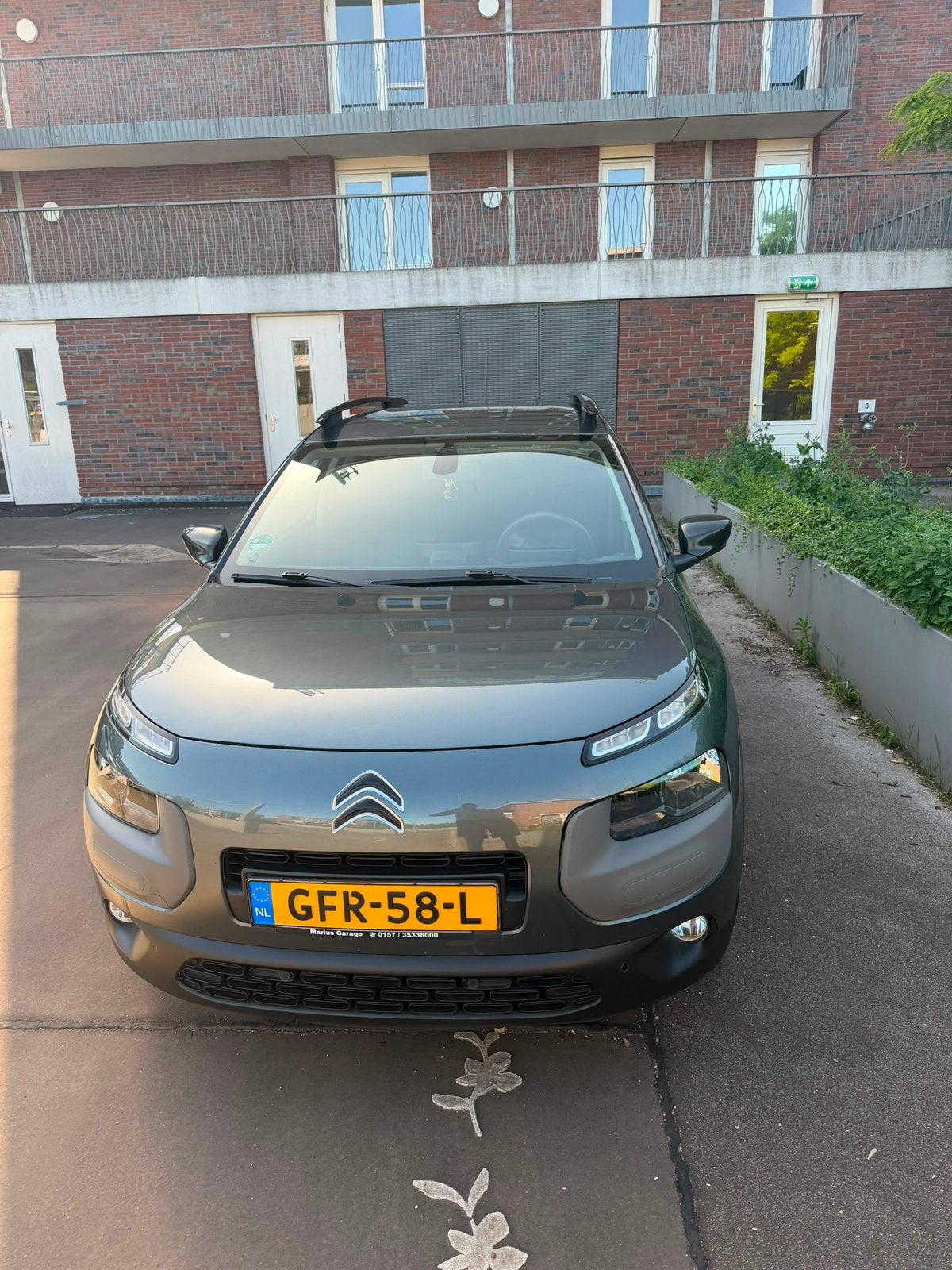 Citroën C4 Cactus 1.2 E-thp 110 2015 Grijs, 1199 cc, 995 kg, Handgeschakeld, Particulier