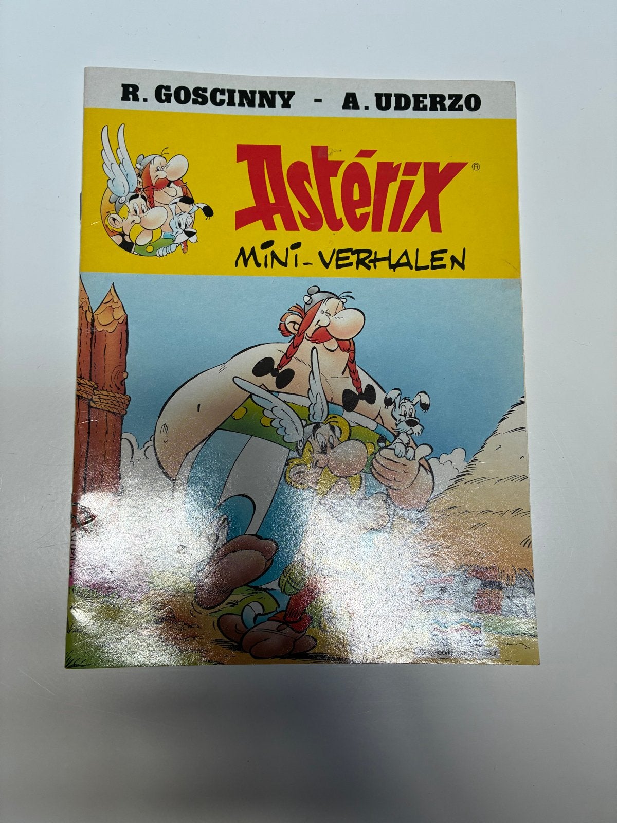 Asterix Mini-Verhalen - R. Goscinny - A. Uderzo, Boeken, Eén stripboek, Ophalen of Verzenden, Gelezen