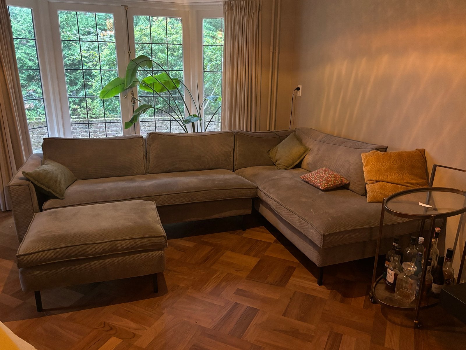 Arwin ribstof bank met chaise longue en hocker, Ophalen of Verzenden, Zo goed als nieuw, Stof
