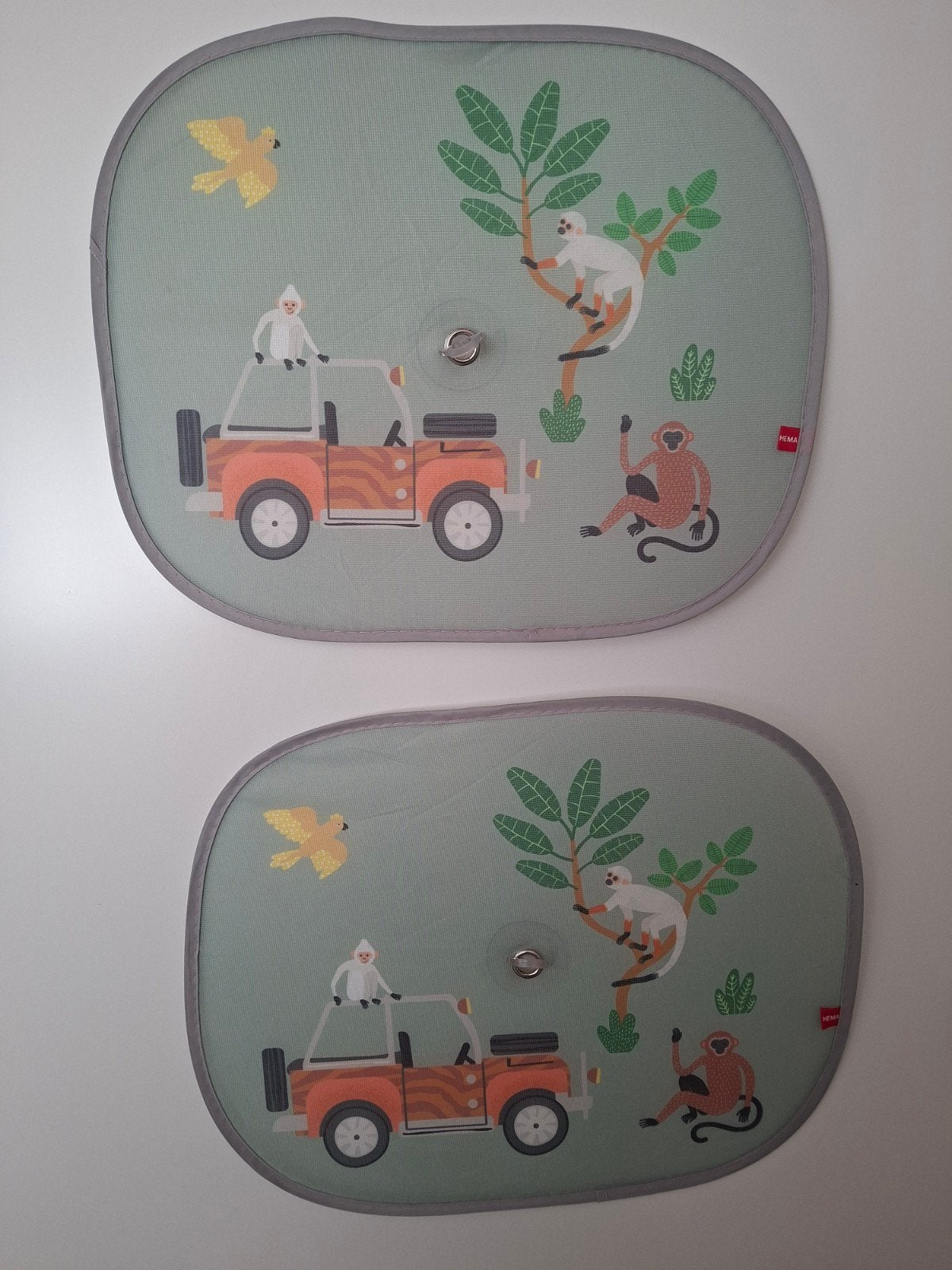 Auto zonnescherm 2 stuks kind - aapjes, Ophalen of Verzenden, Gebruikt