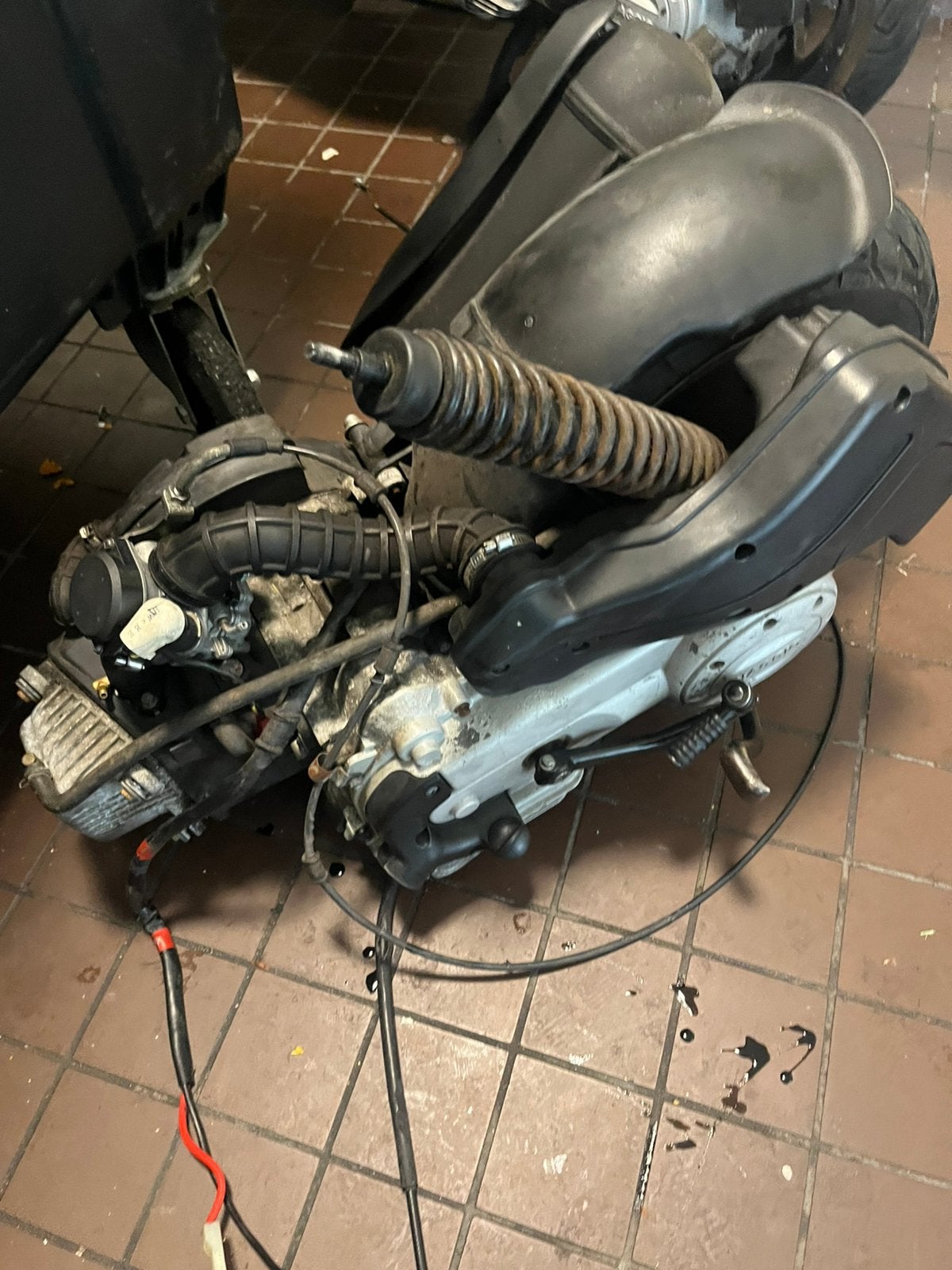 50cc scooter blok, Ophalen of Verzenden, Zo goed als nieuw, Blok