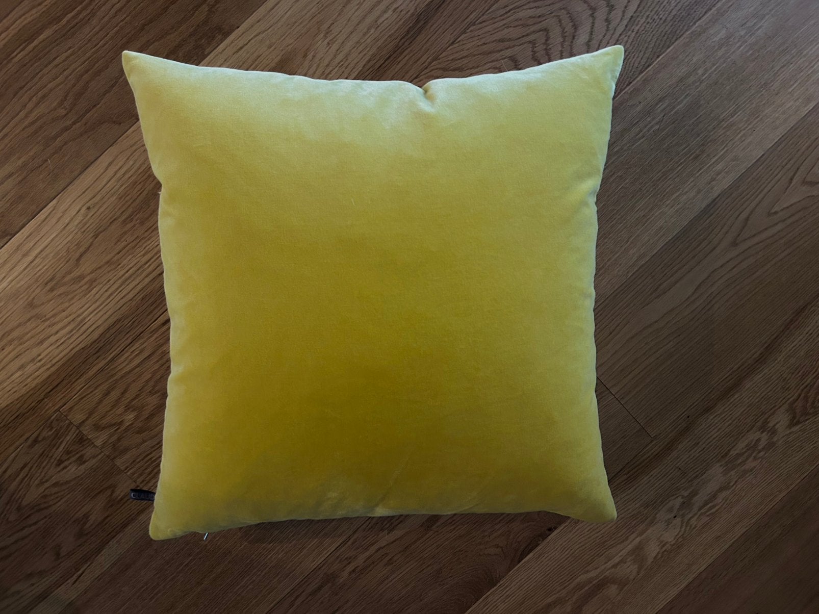 Claudi kussen 50x50cm, Huis en Inrichting, Ophalen of Verzenden, Zo goed als nieuw, Vierkant