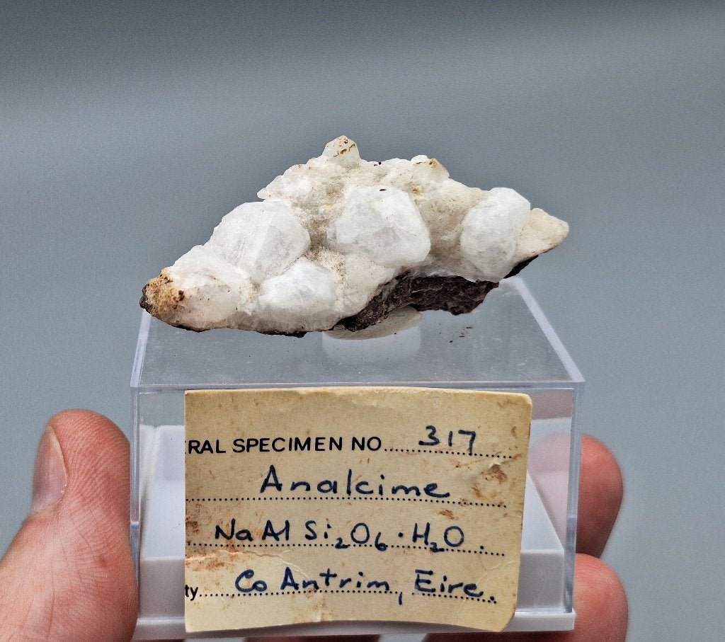 Analciem - Co. Antrim, Noord-Ierland, Ophalen of Verzenden, Mineraal