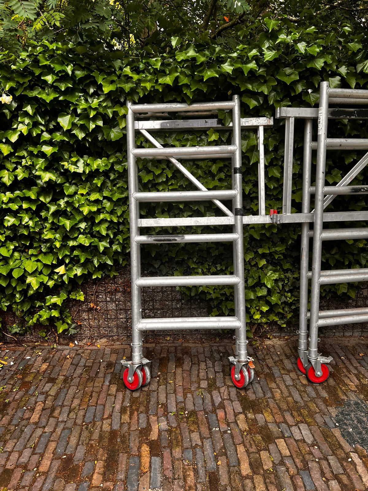 2x altrex kamer stijger, Ophalen of Verzenden, Zo goed als nieuw, Rolsteiger of Kamersteiger, Minder dan 2 meter
