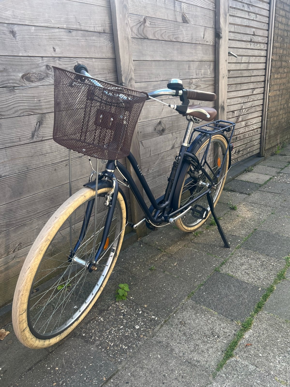 Elops stadsfiets met mand en bagagedrager, Gebruikt, Velgrem, Versnellingen, 50 tot 53 cm