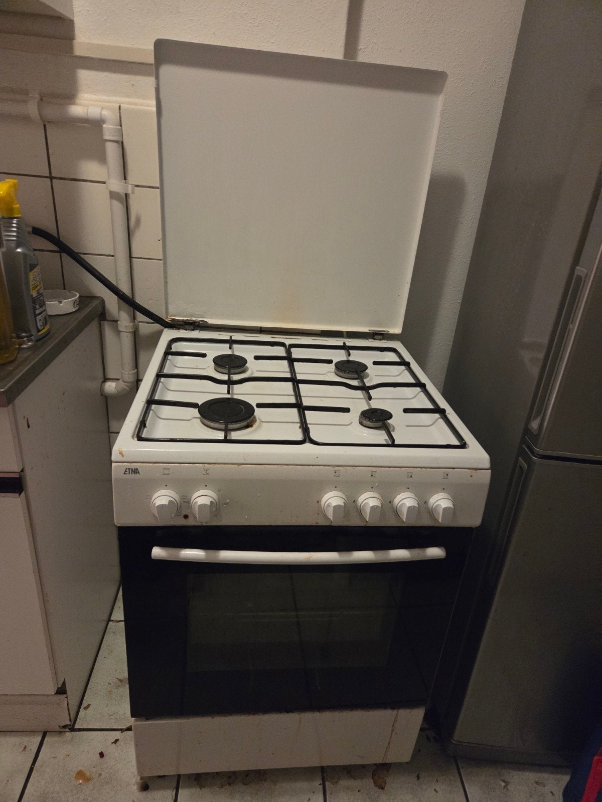 Etna gasfornuis met oven, Witgoed en Apparatuur, Fornuizen, Ophalen, Gebruikt, 60 cm of meer, 4 kookzones