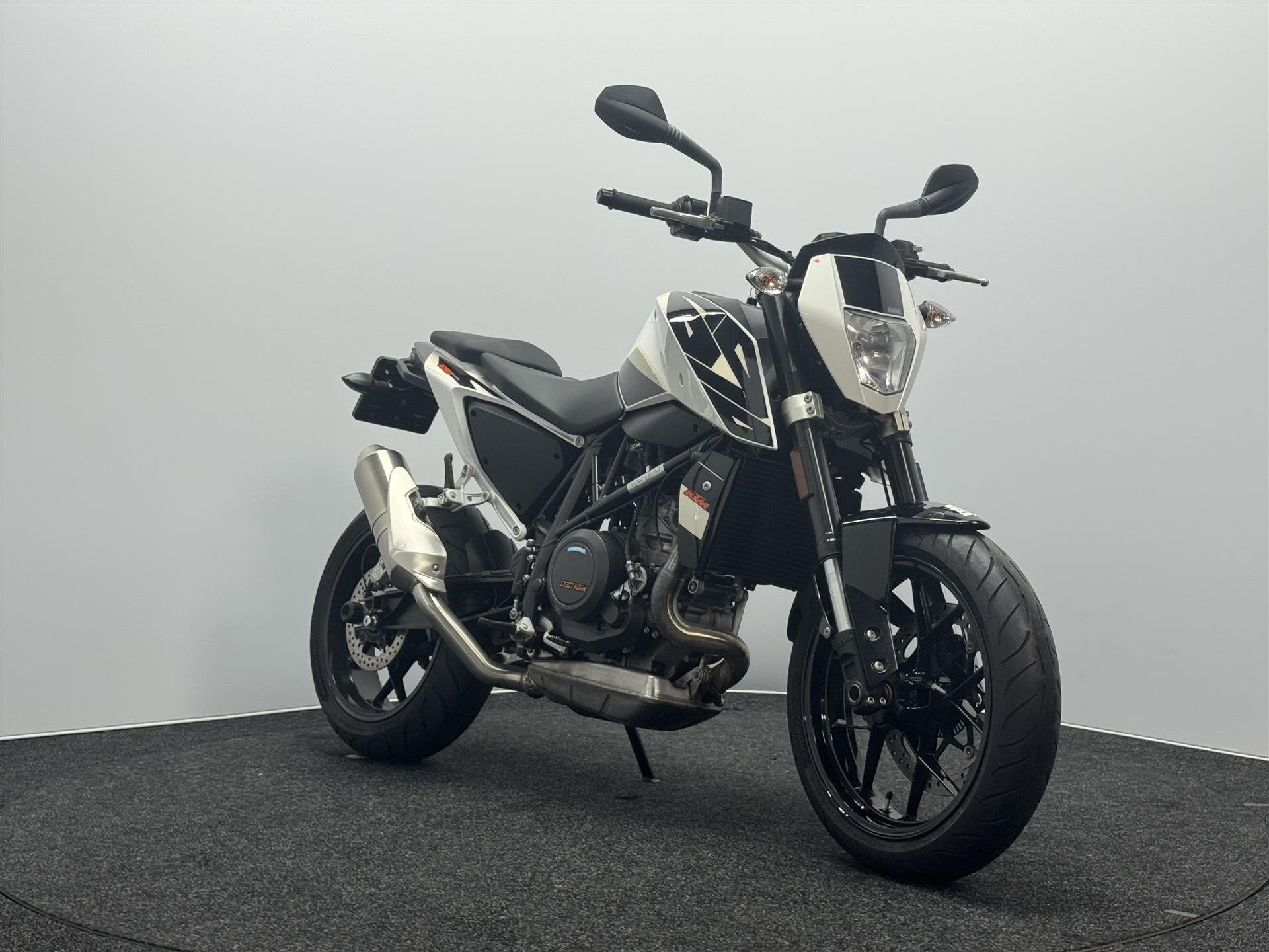 KTM 690 DUKE ABS, Motoren, Bedrijf, Naked bike, Meer dan 35 kW, 690 cc