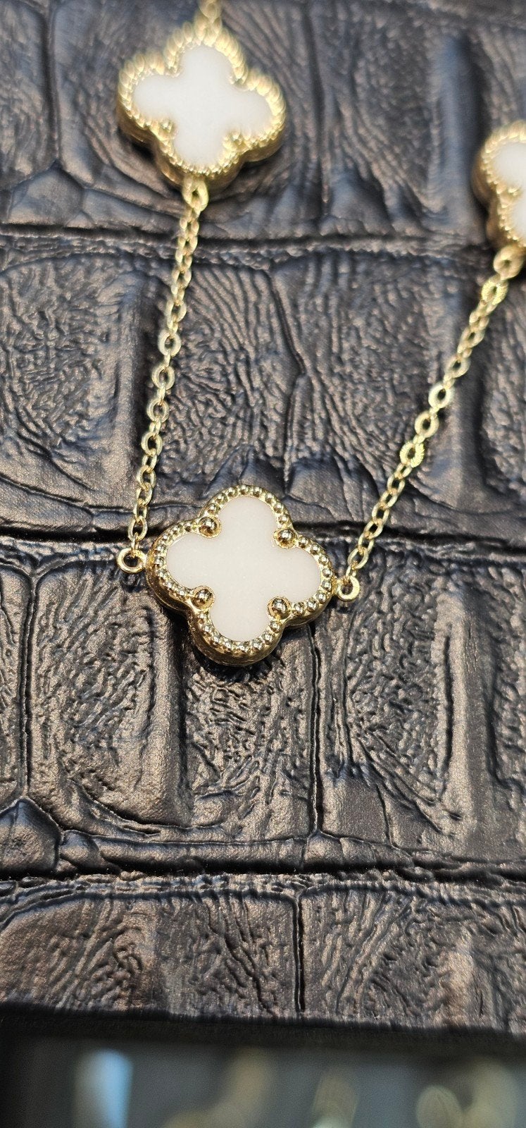 Prachtige 14karaat gouden witte clover, Ophalen of Verzenden, Nieuw, Goud, Goud