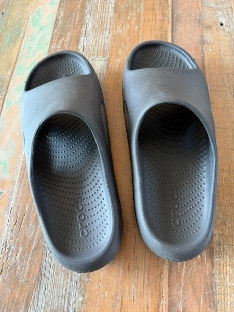 CROCS Slippers, Slippers, Zwart, Nieuw, Ophalen of Verzenden
