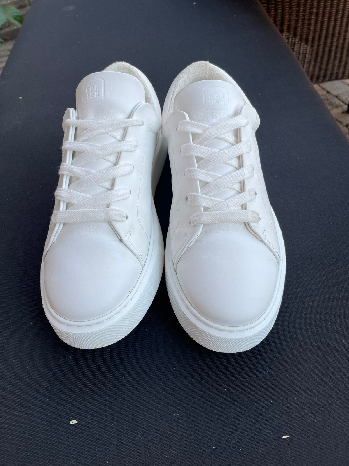 Witte sneakers, Ophalen of Verzenden, Zo goed als nieuw, Wit, Sneakers of Gympen