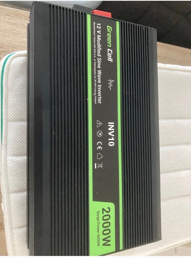 Green Cell 12V Modified Sine Wave Omvormer 2000W, Ophalen, Gebruikt