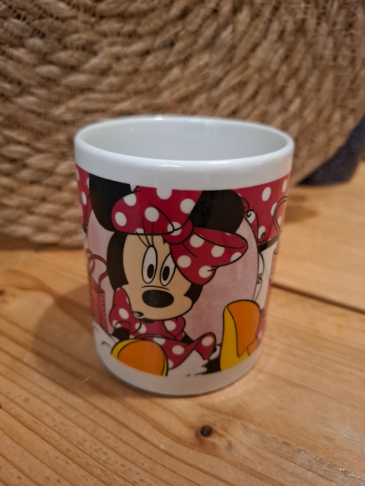 Super leuke Disney beker met Mini Mouse., Verzamelen, Ophalen of Verzenden, Mickey Mouse, Nieuw, Servies
