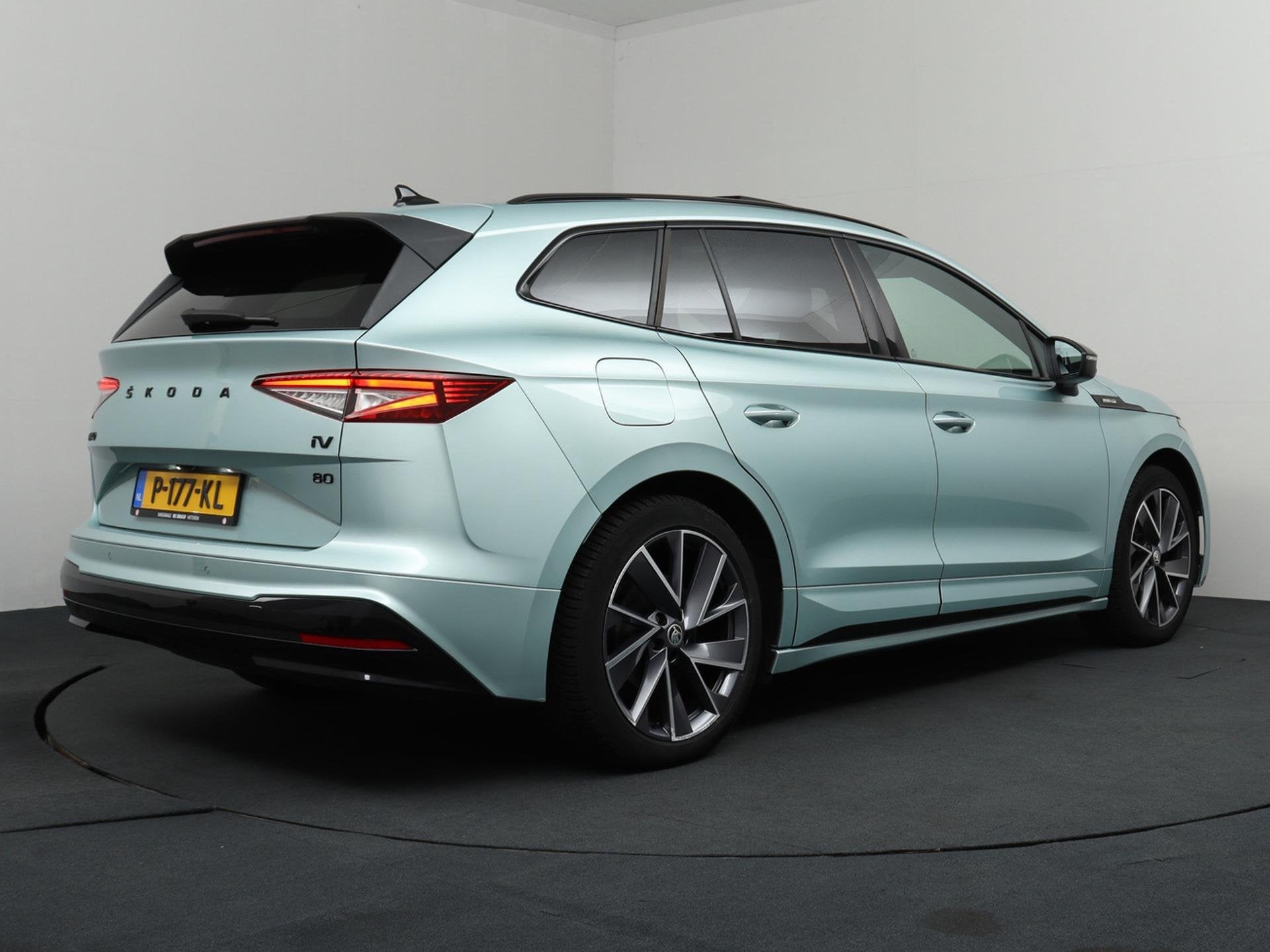 Skoda Enyaq iV 80 Sportline SOH 93.3% | Panoramadak | Trekha, Auto's, Skoda, Automaat, Achterwielaandrijving, Gebruikt, 80 kWh