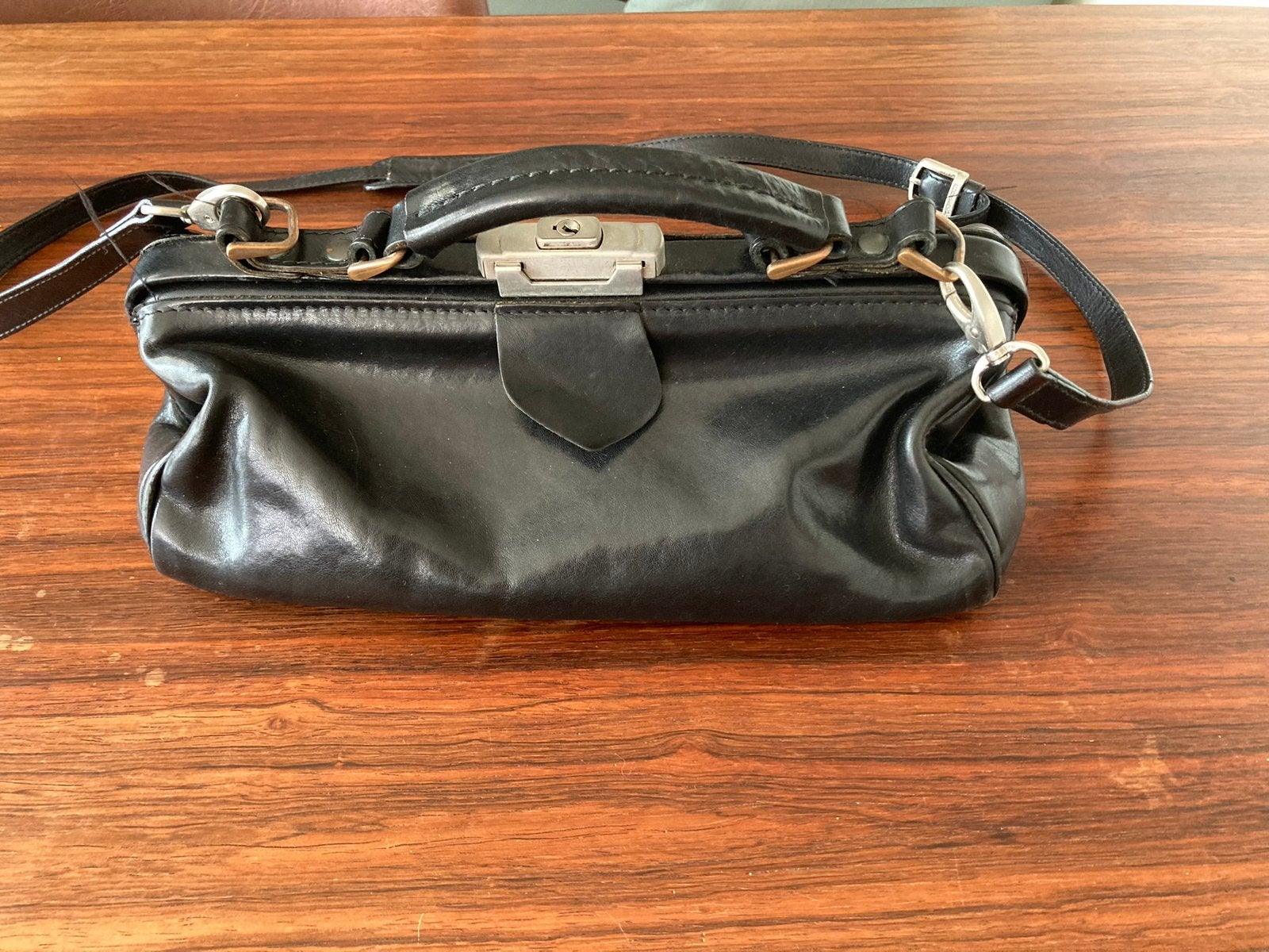 Dokterstas, damestas, schoudertas, handtas, leer, vintage, Ophalen, Zo goed als nieuw, Zwart, Handtas