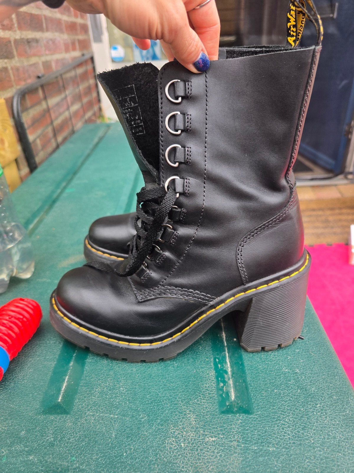 dr martens, Zwart, Ophalen of Verzenden, Dr. Martens, Zo goed als nieuw