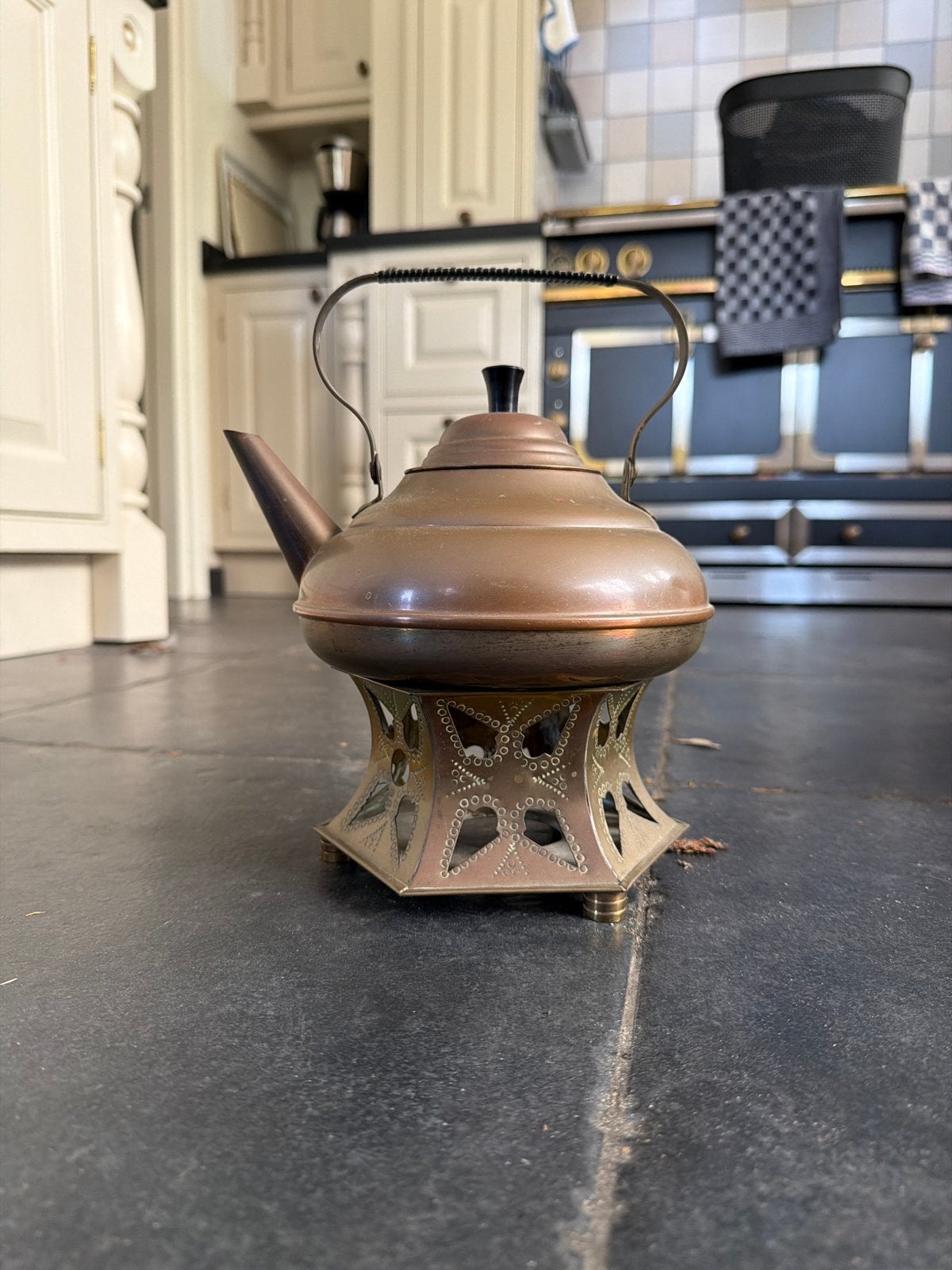 Antieke koperen theepot met theelichtje, Antiek en Kunst, Ophalen, Koper