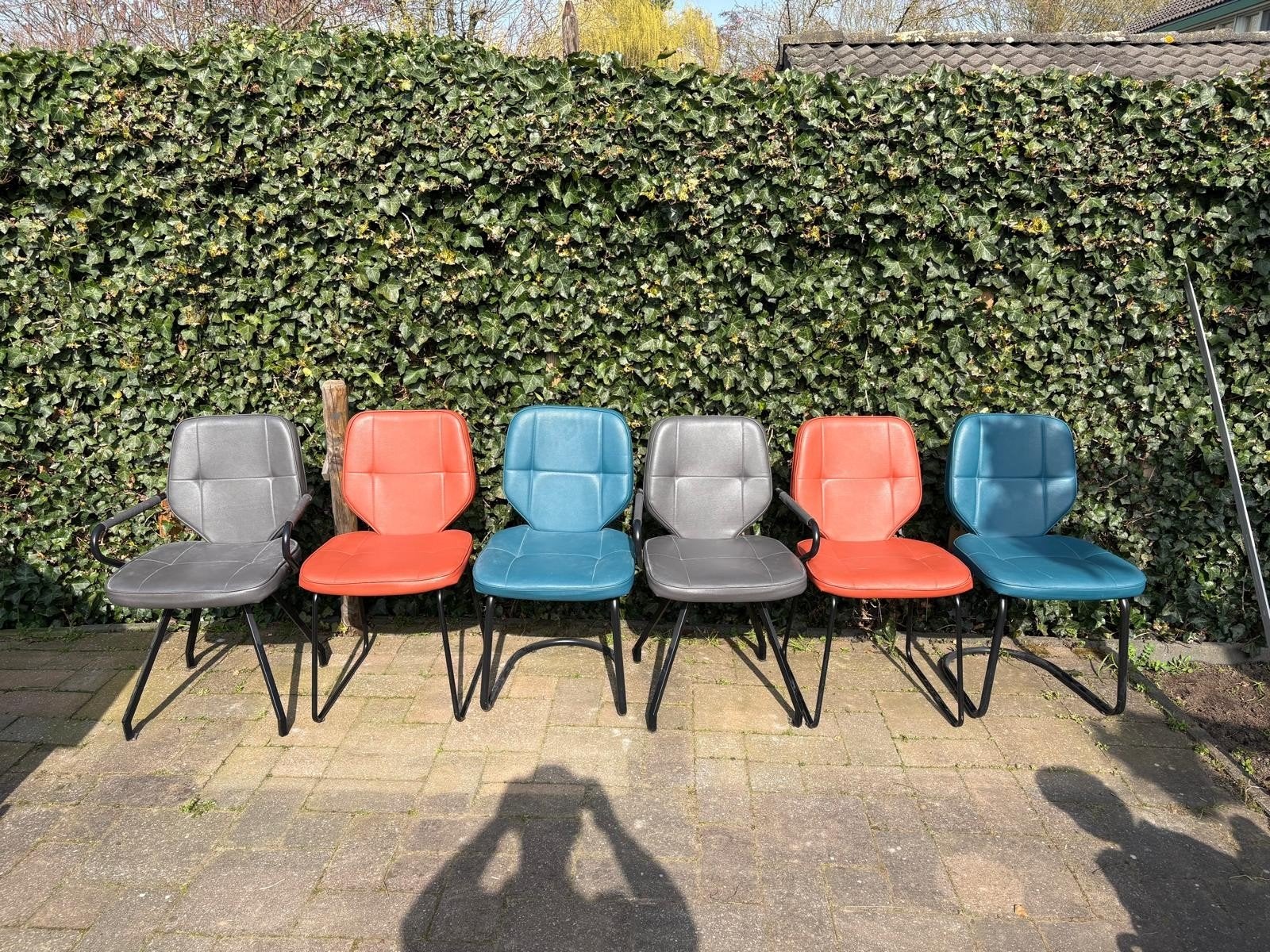 Set van 6 vintage stoelen: blauw, grijs, oranje, Ophalen, Gebruikt, Overige kleuren, Vintage, Retro