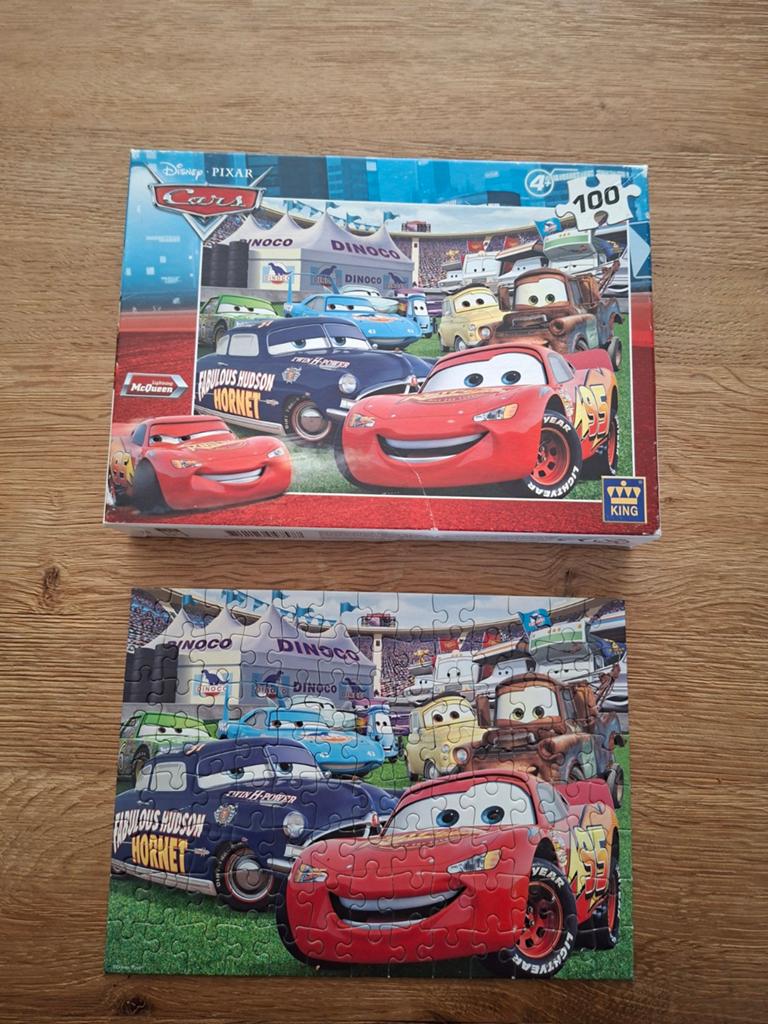Cars puzzel 100 stukjes, Kinderen en Baby's, Speelgoed | Kinderpuzzels, Ophalen, Meer dan 50 stukjes, Gebruikt, 4 tot 6 jaar
