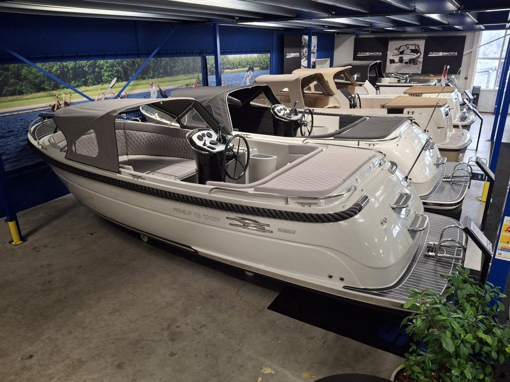 Primeur 715 Tender | 100pk Suzuki | Full Options, Niet ingevuld, Tender, Niet ingevuld, Nieuw
