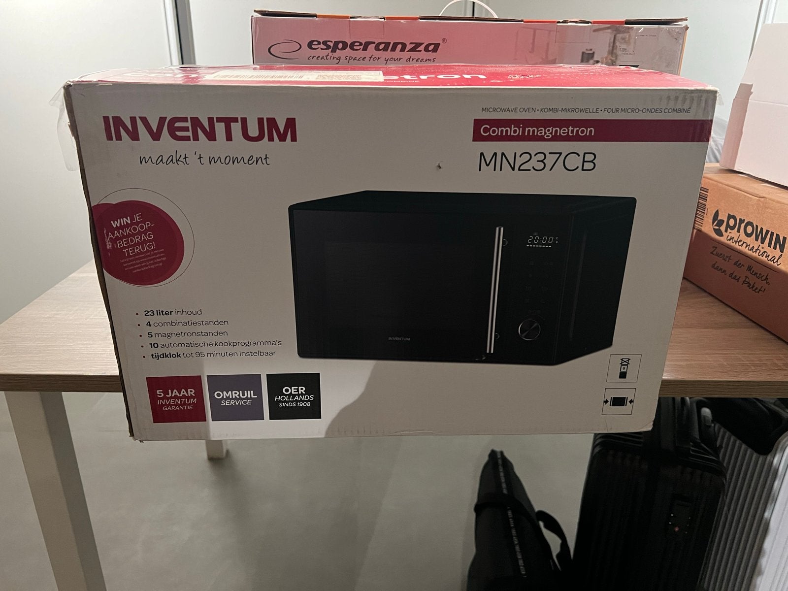 Inventum MN237CB Combimagnetron - Nieuw in doos, Witgoed en Apparatuur, Combimagnetron, Ophalen of Verzenden, Draaiplateau, Grill